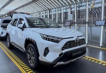 新款丰田RAV4荣放上市！共计9款车型，起售价下调7000元  -图2