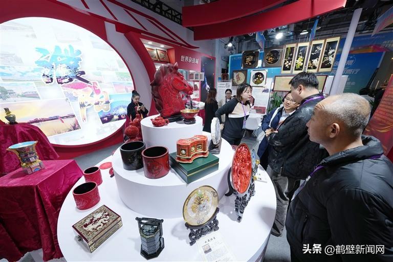 中原文博会：人潮似浪欢声涌 展品如星妙意留  -图12