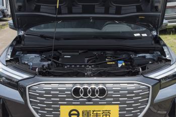 20万买豪华品牌纯电车，续航605公里，详解奥迪Q4 etron  -图4