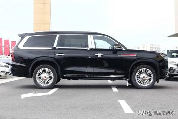 新车 | 4.0T V8大型SUV 红旗LS7原厂车顶箱曝光 整车售136.58万元起  -图4