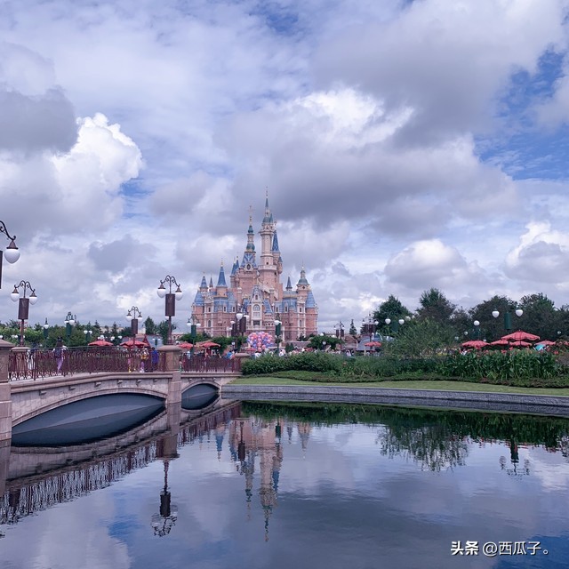 上海是一个充满魅力的城市，有很多值得一游的旅游景点  -图2